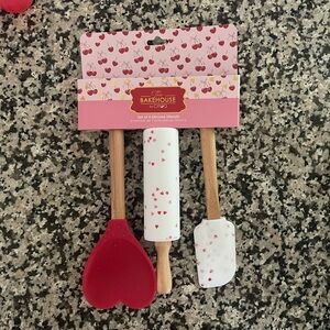 The Bakehouse Silicone Utensil Set - Red and White